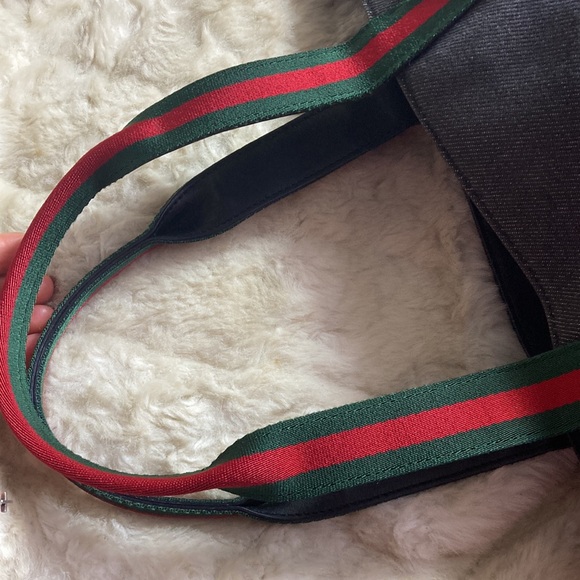 FIRM🔥Authentic Gucci Web Sherryline Shoulderbag - Picture 7 of 12